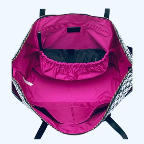 EUC Kate Spade baby bag with change pad - Picture 3 of 4